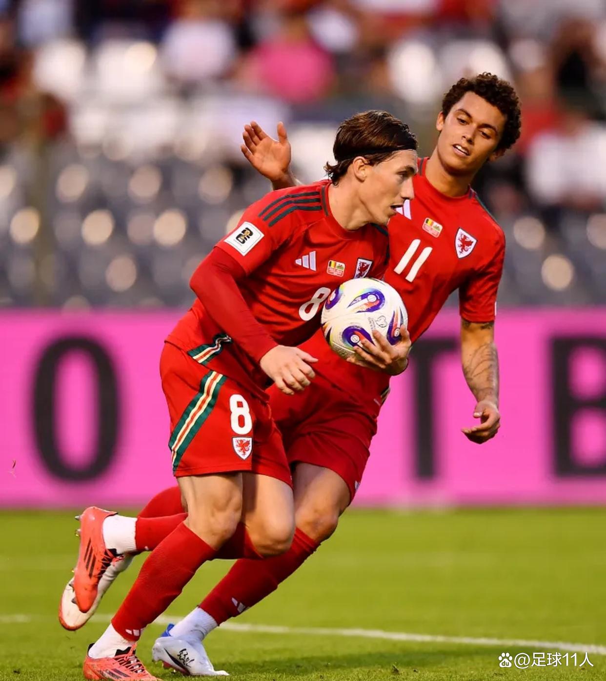 雷电竞-德布劳内爆冷击败尤文图斯，挺进下一轮引爆全场！的简单介绍