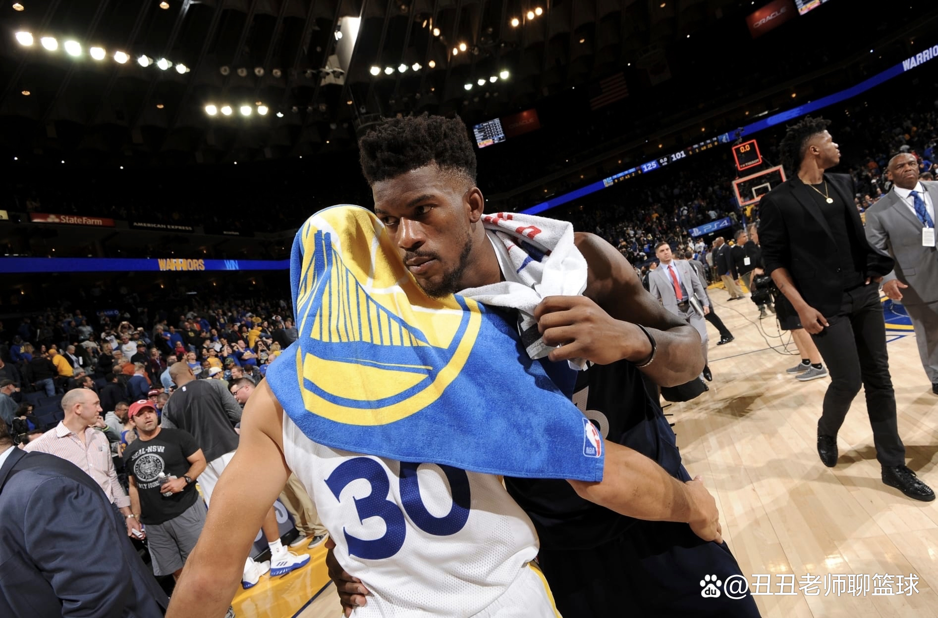 雷竞技-库里在巴黎圣日耳曼比赛中问鼎冠军，挺进下一轮引发热议！的简单介绍